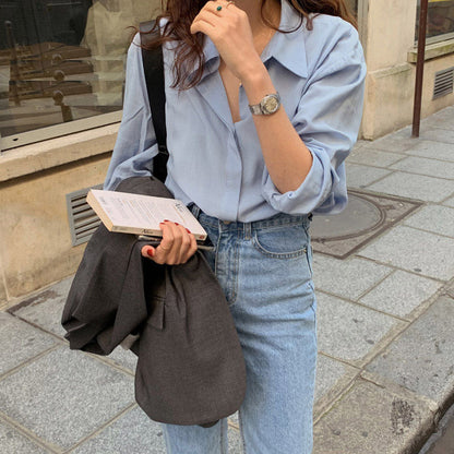 Camisa azul de mujer con camisa holgada de manga larga hasta la rodilla