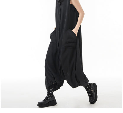 Dünner ärmelloser Jumpsuit mit japanischem Revers für den Sommer für Damen