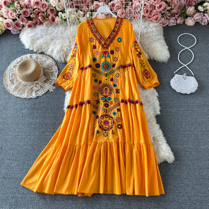 Vacation Beach Dress Loose Big Hem Embroidered V-neck Dress