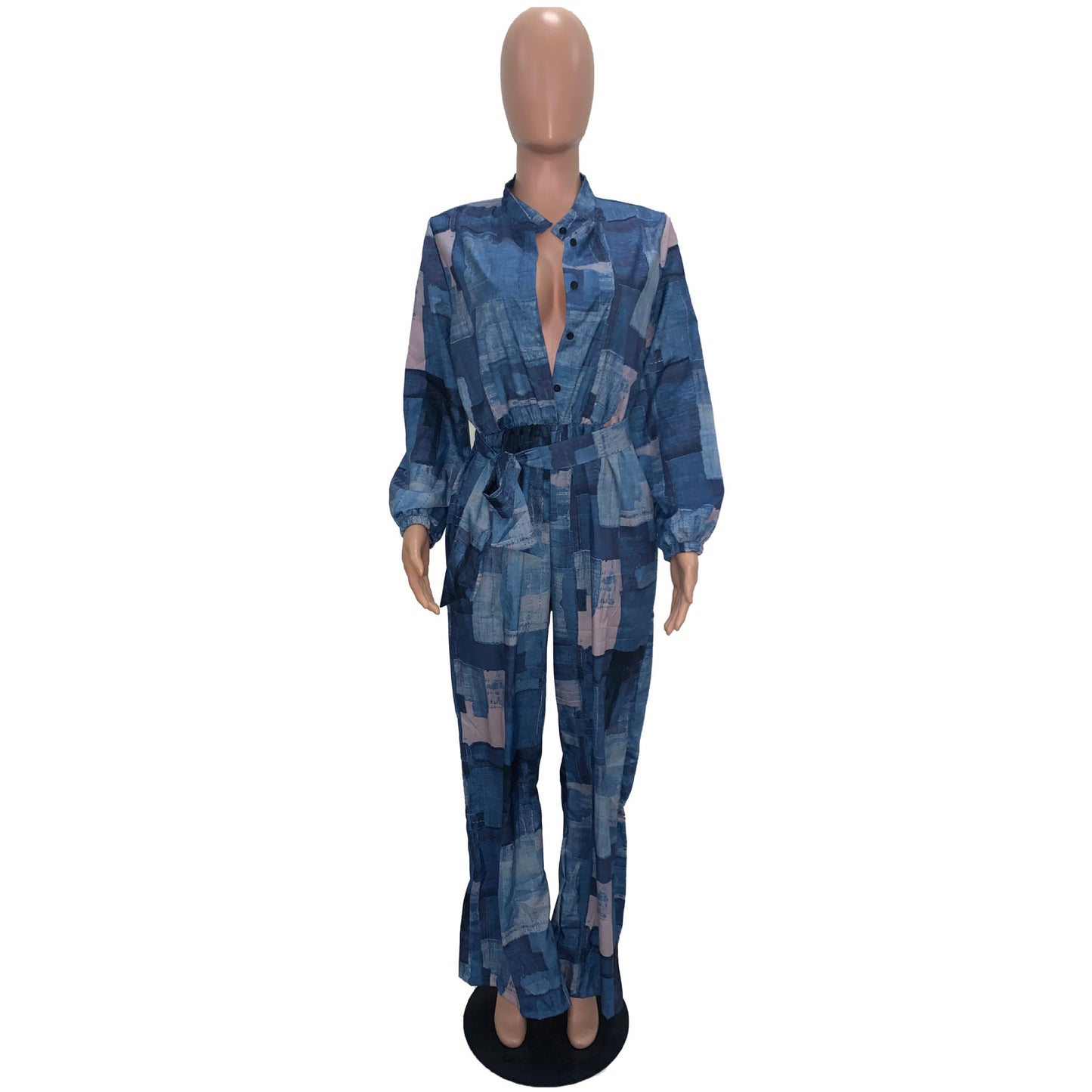 Lockerer Jumpsuit mit weitem Bein und Gürtel im Denim-Imitat-Print