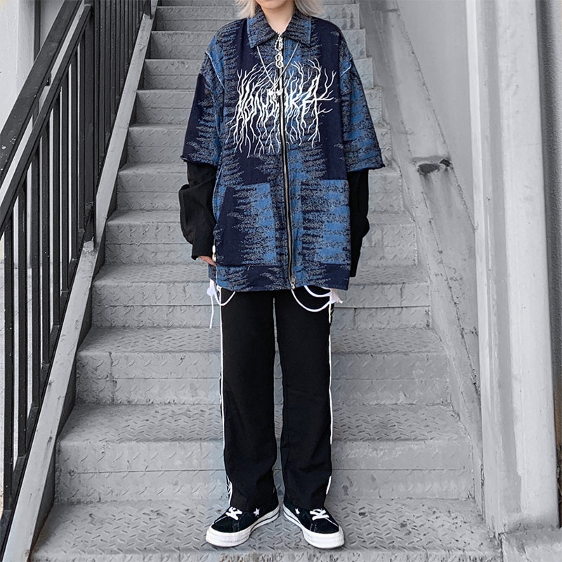 Blaue Jacke mit Blitz-Graffiti-Buchstaben, Jacke der National Tide Brand