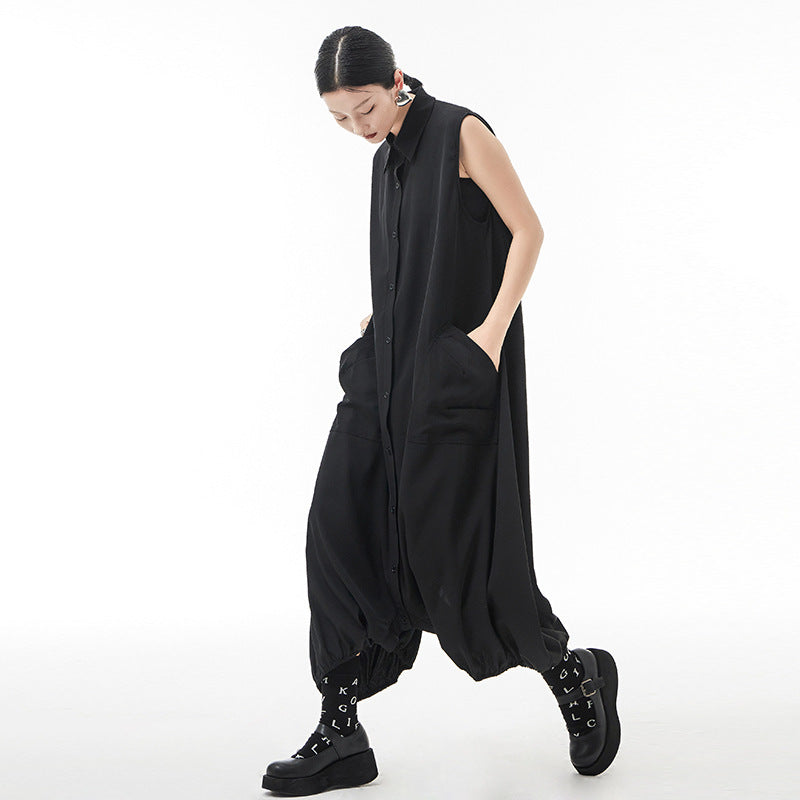 Dünner ärmelloser Jumpsuit mit japanischem Revers für den Sommer für Damen