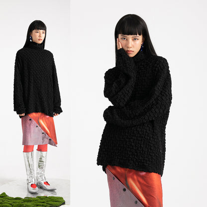 Three-Dimensional Pleated Check Stretch Turtleneck Sweater