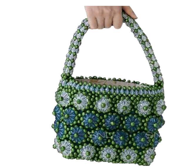 Chrysanthemum Beaded Flower Pearl Handbag