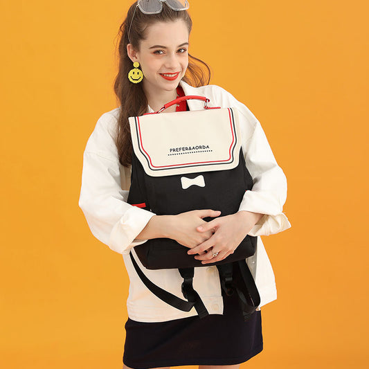 Mochila moderna y de moda para exteriores con dos hombros